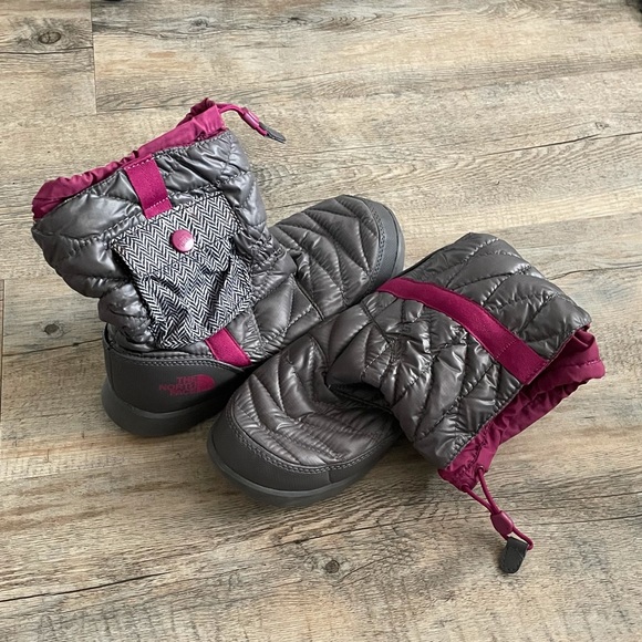 The North Face Shoes - NWOT North Face Boots